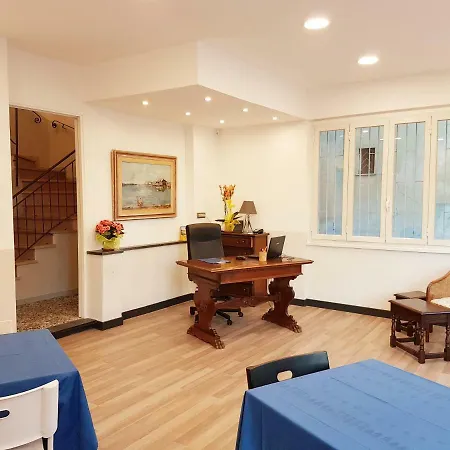 Bel Sit Hotel 2*